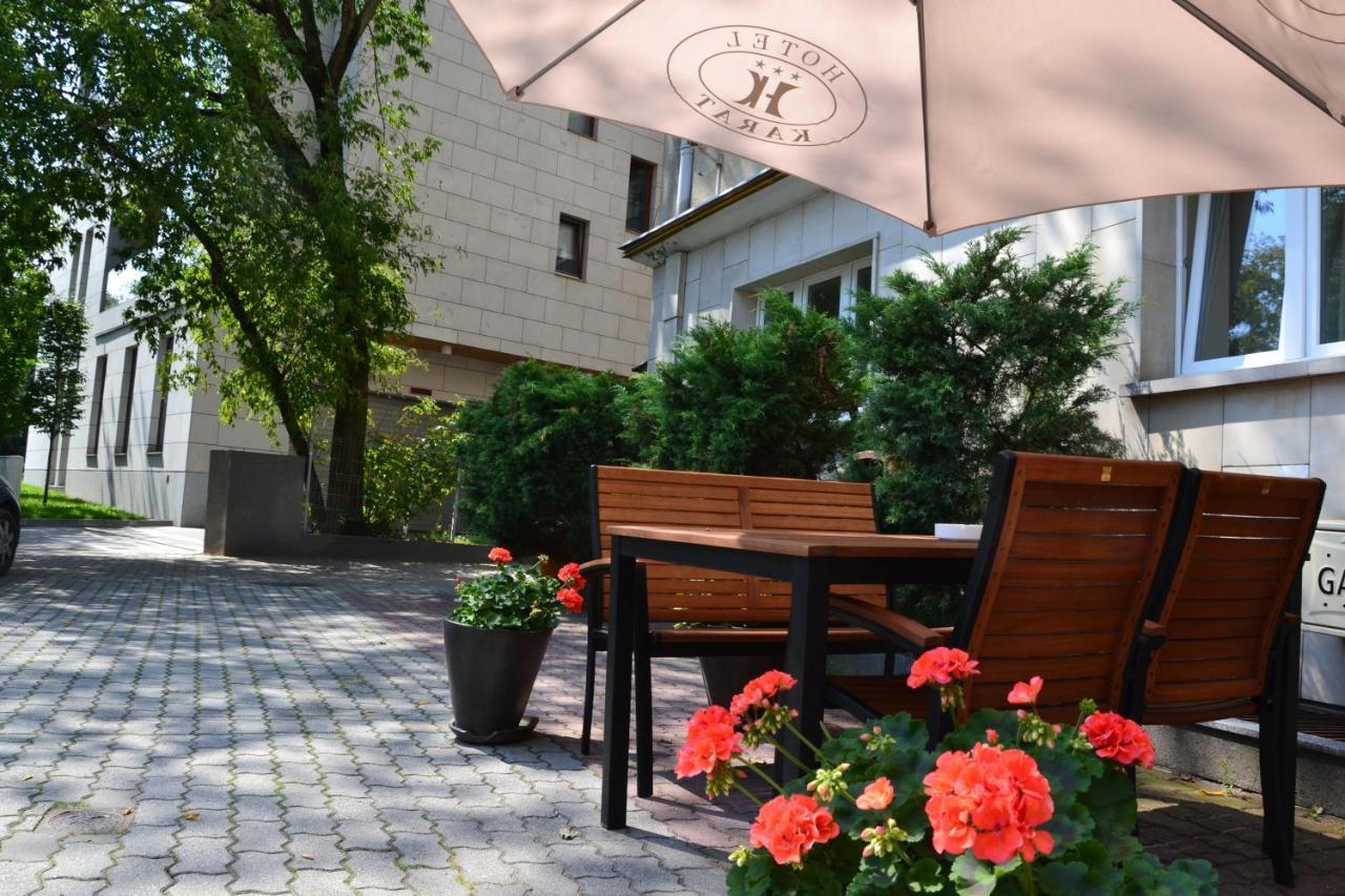 Karat Bed & Breakfast Varşovia Exterior foto