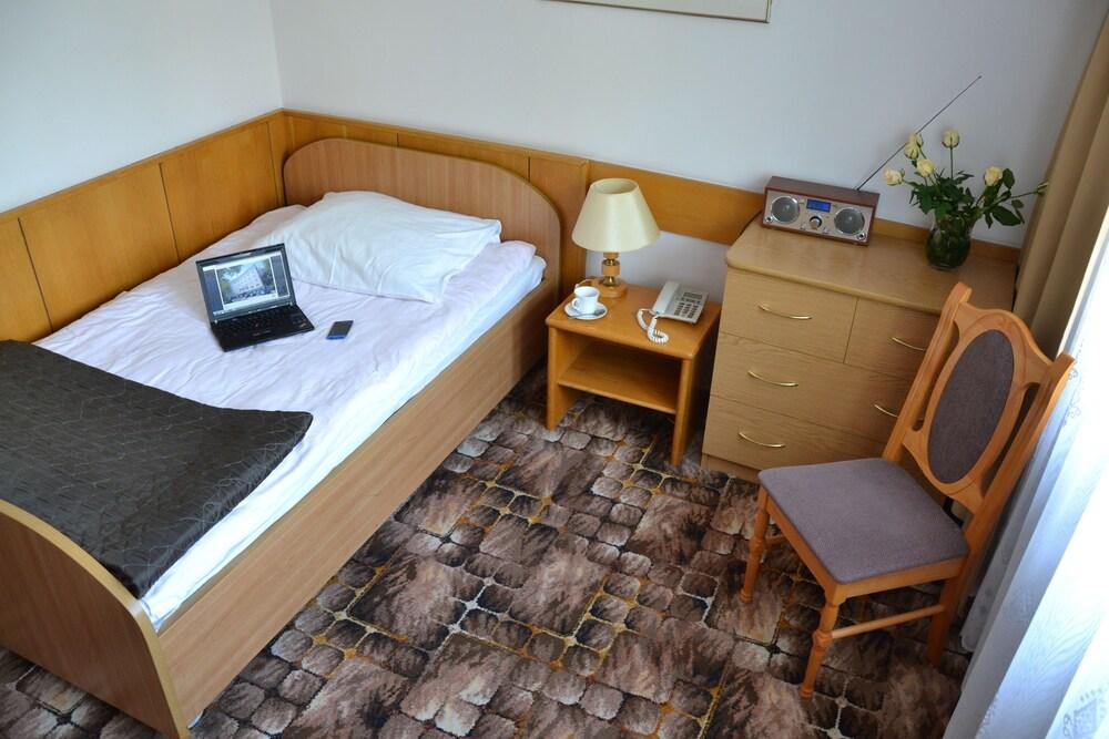 Karat Bed & Breakfast Varşovia Exterior foto